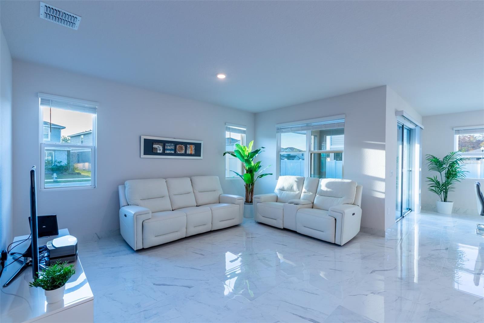 Image 5 of 30 For 4131 Tree Swallow Trl