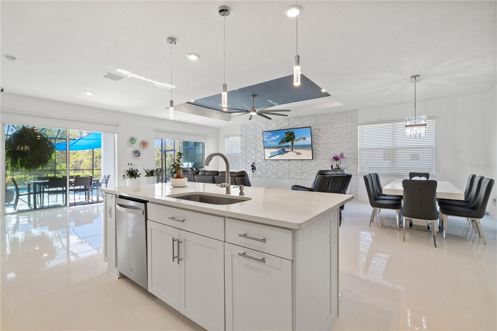 Image 10 of 70 For 15162 Canopy Cover Drive