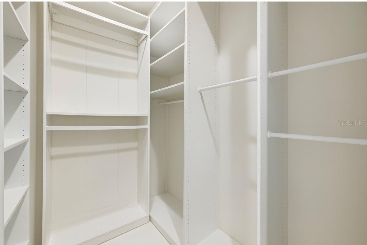 Image 25 of 70 For 15162 Canopy Cover Drive