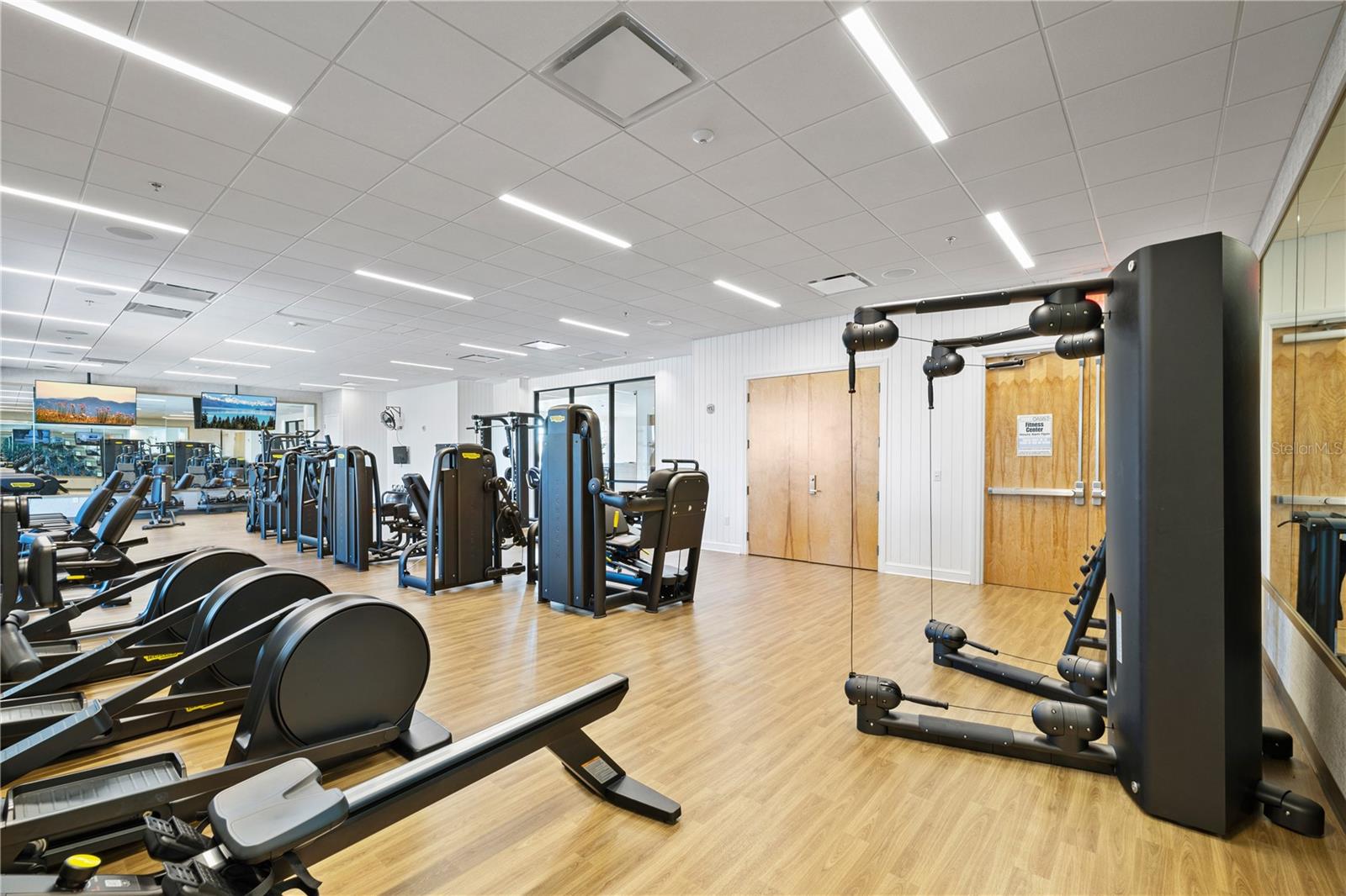 Image 57 of 70 For 15162 Canopy Cover Drive