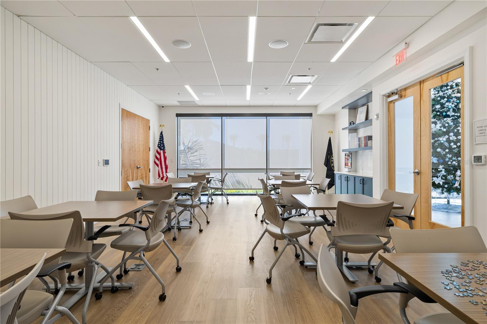 Image 61 of 70 For 15162 Canopy Cover Drive