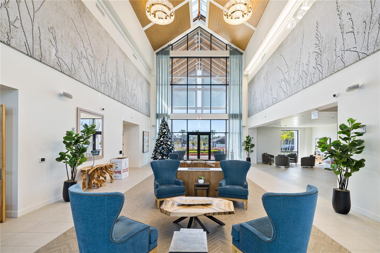 Image 62 of 70 For 15162 Canopy Cover Drive