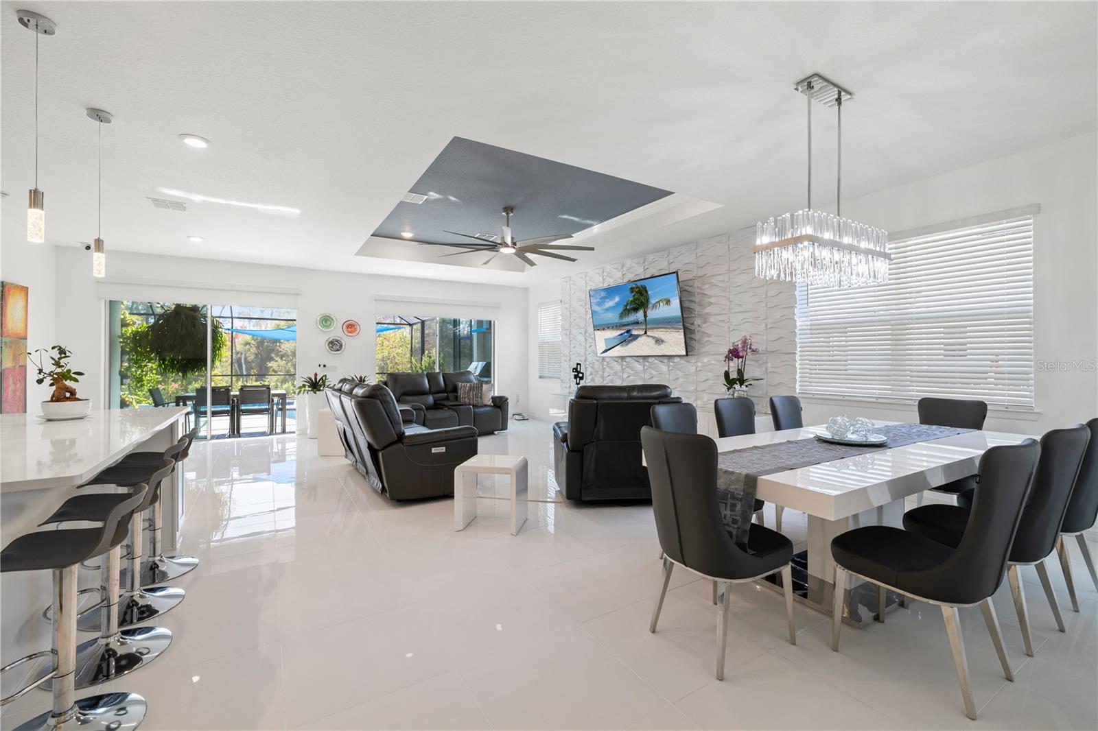 Image 7 of 70 For 15162 Canopy Cover Drive