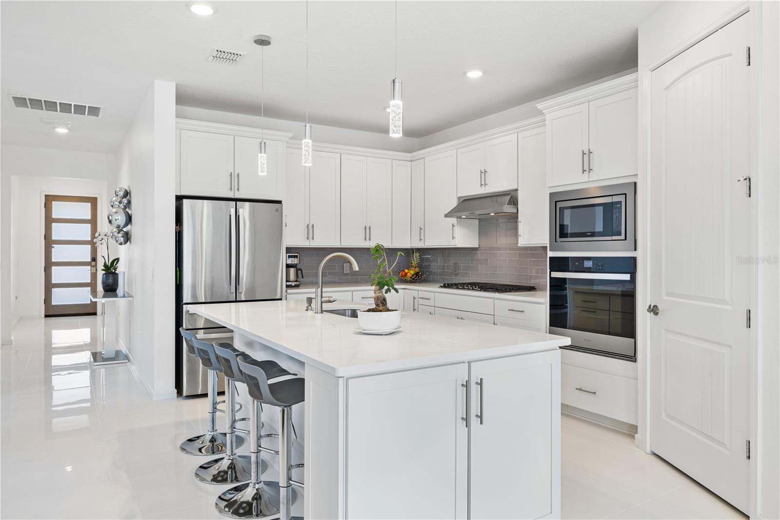 Image 9 of 70 For 15162 Canopy Cover Drive