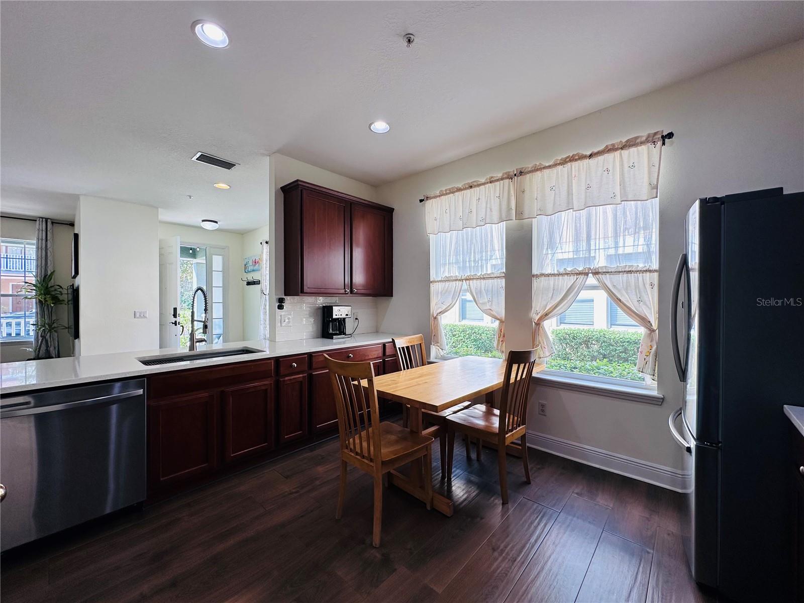 Image 10 of 42 For 10801 Spider Lily Drive S