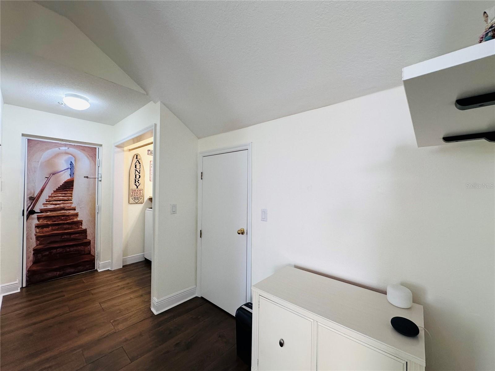 Image 16 of 42 For 10801 Spider Lily Drive S