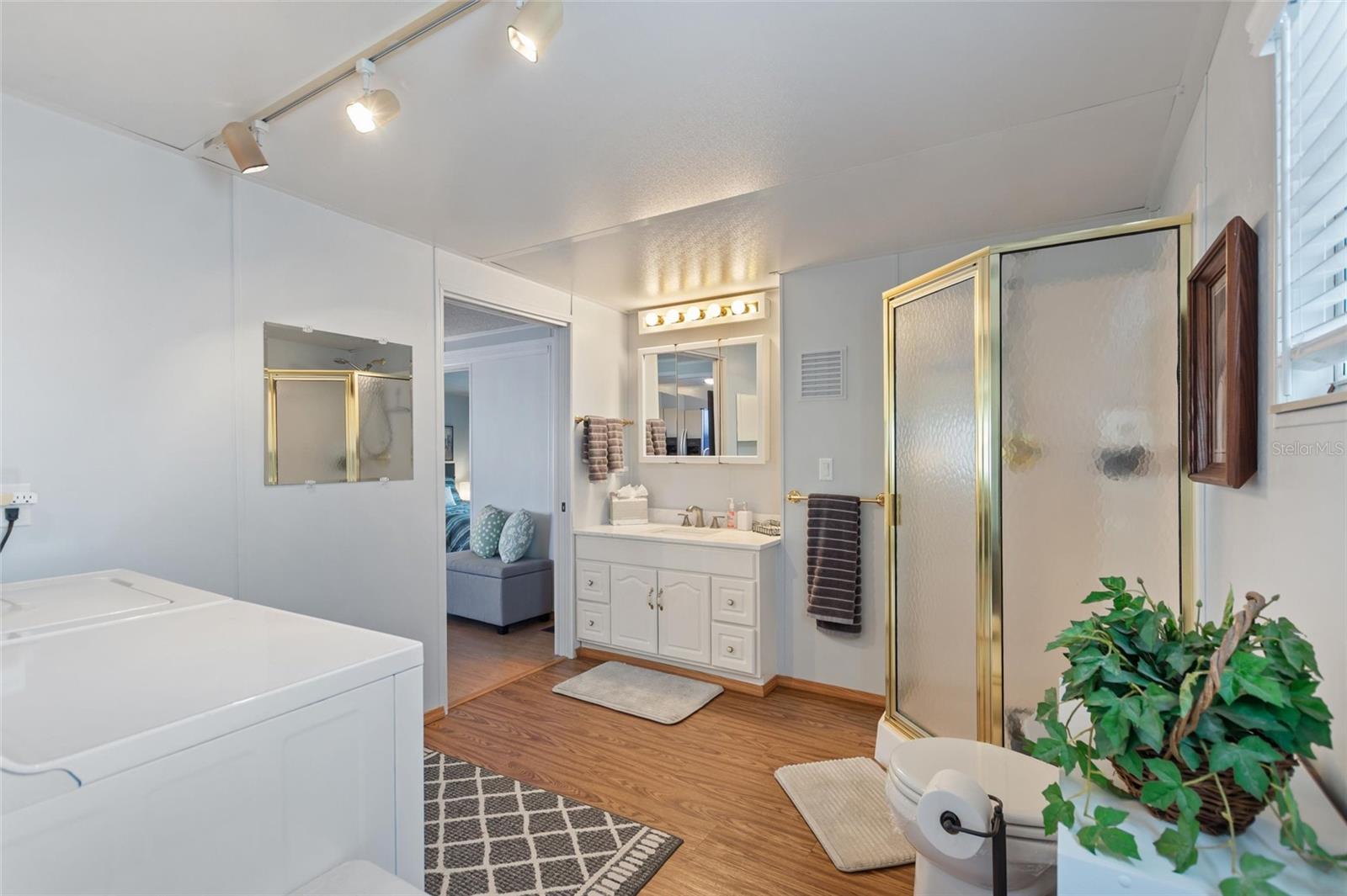 Image 11 of 42 For 141 Championship Dr