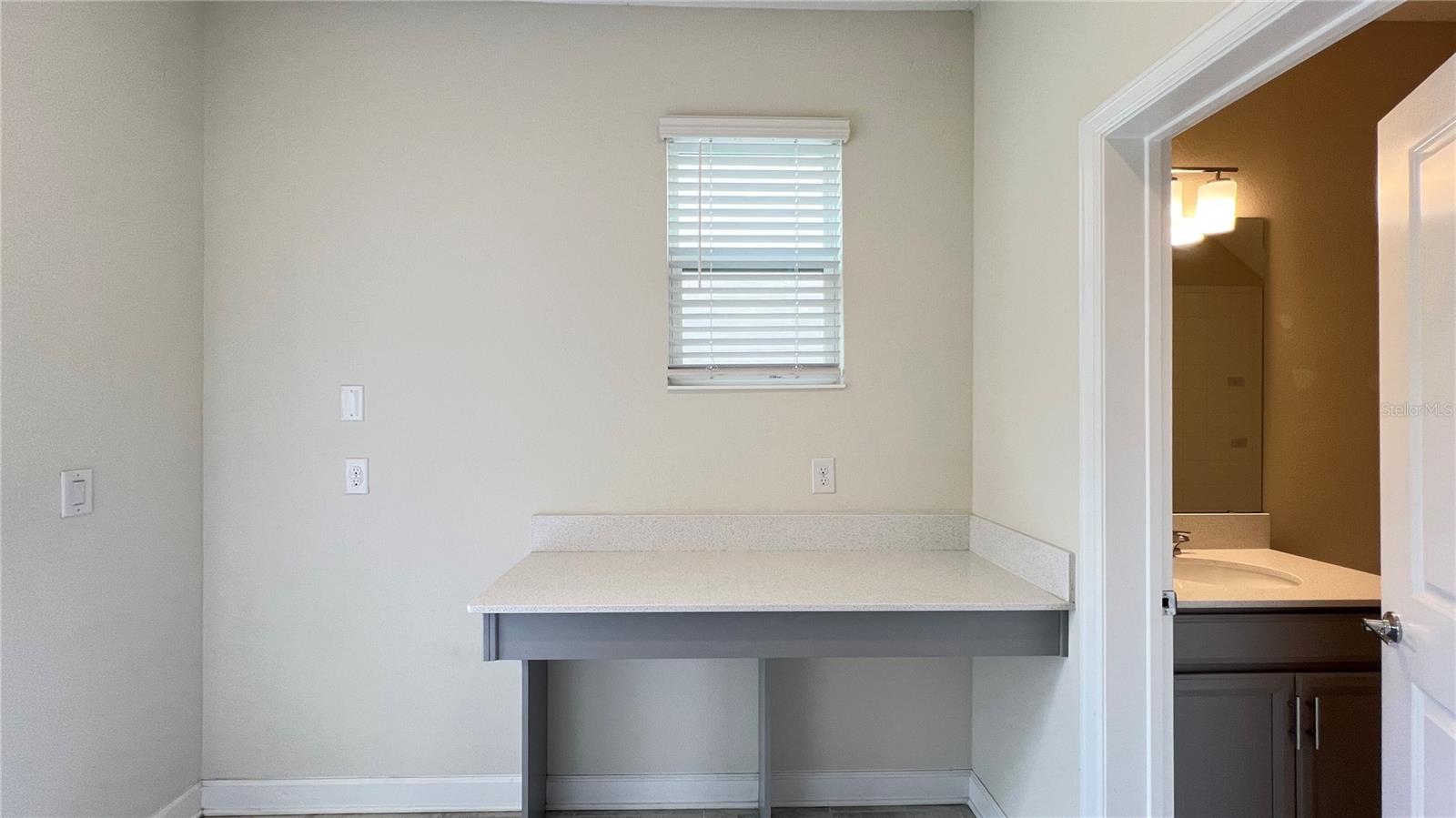 Image 26 of 55 For 15216 Chapter Way