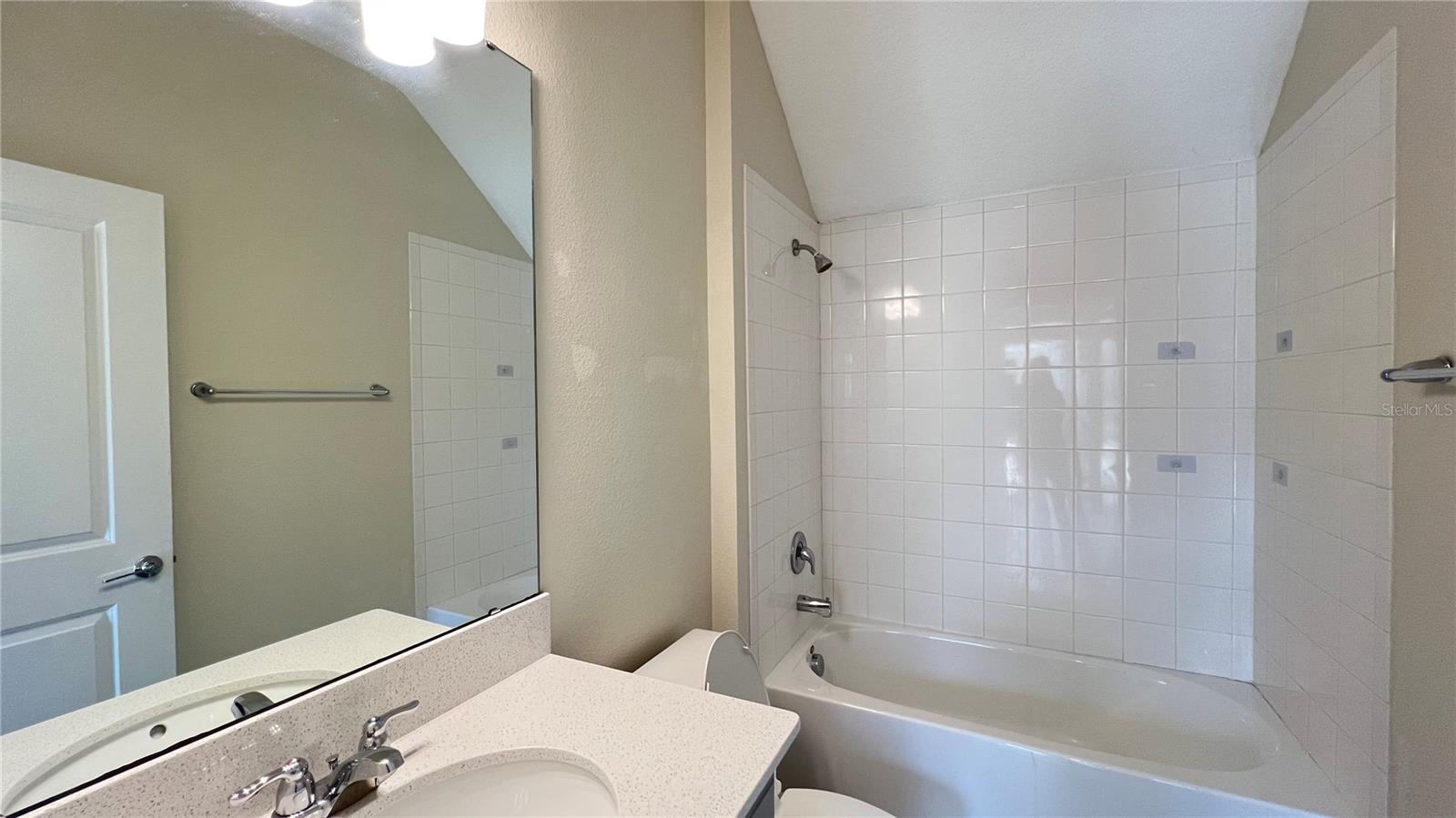 Image 31 of 55 For 15216 Chapter Way