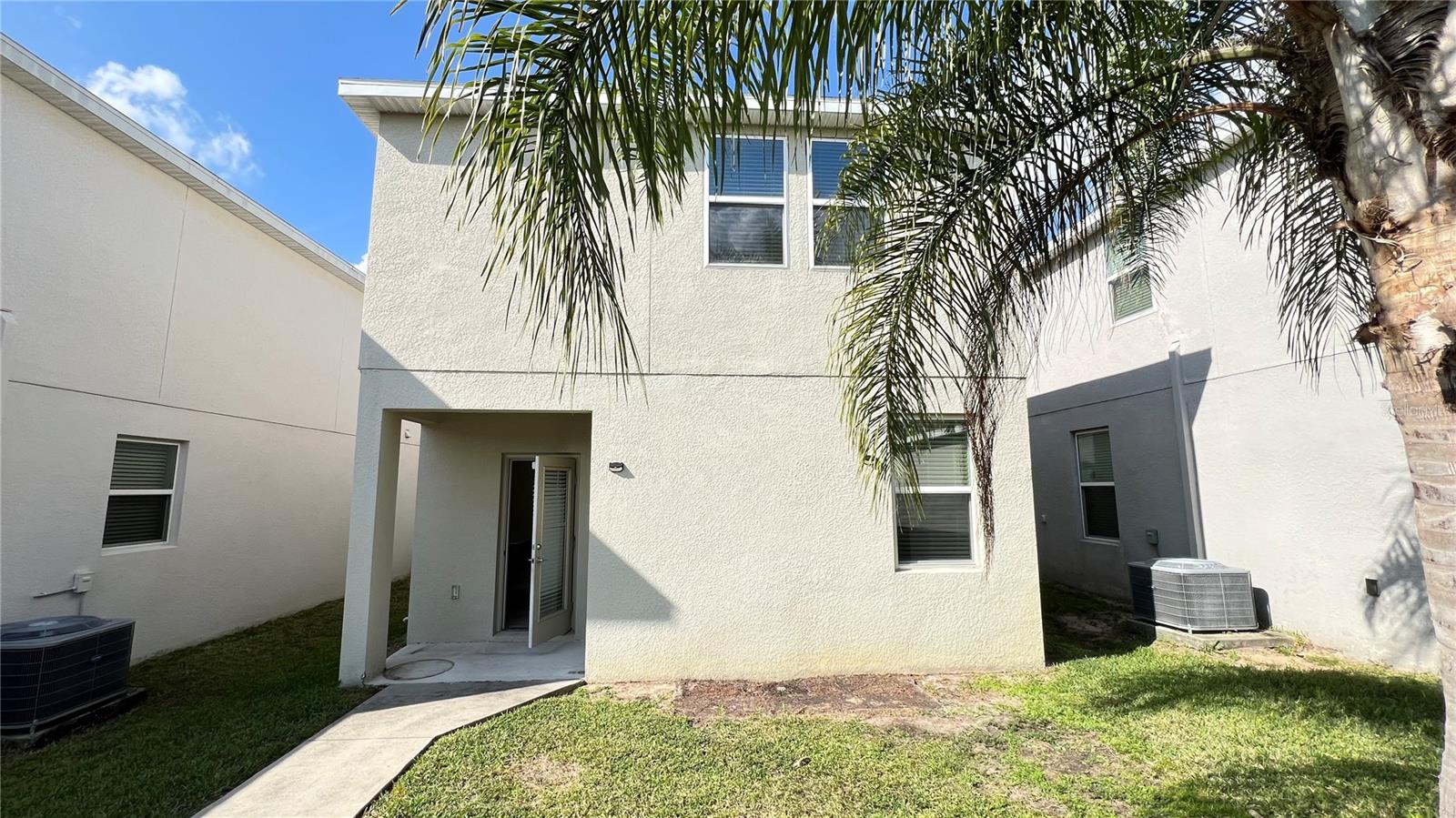 Image 33 of 55 For 15216 Chapter Way