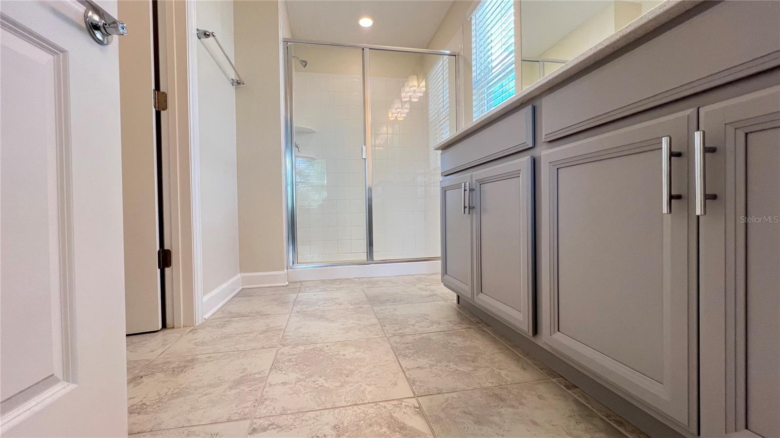 Image 44 of 55 For 15216 Chapter Way