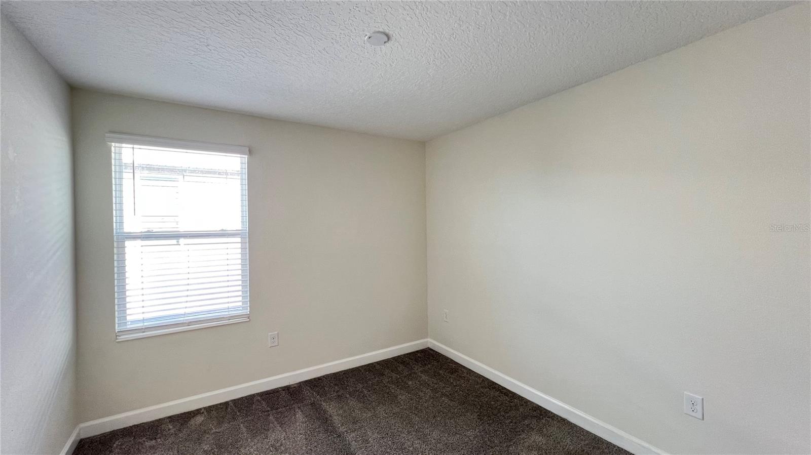 Image 47 of 55 For 15216 Chapter Way