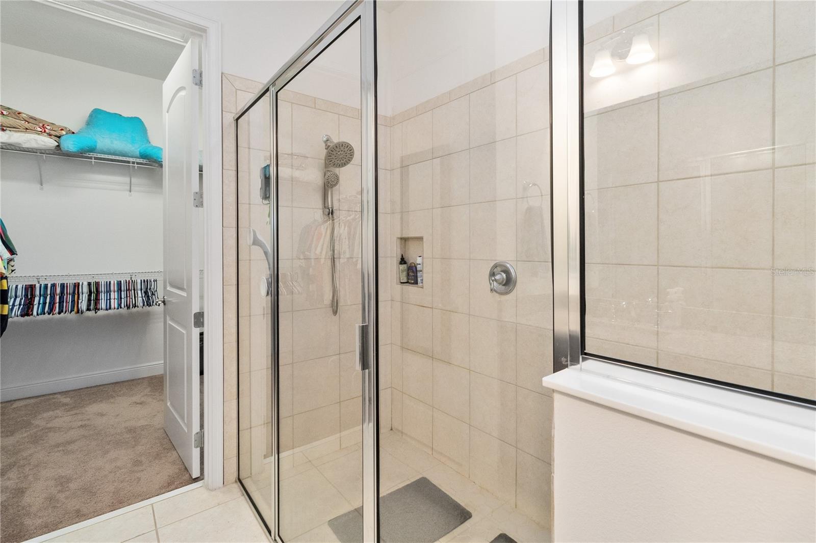 Image 22 of 41 For 2557 Yellow Brick Road