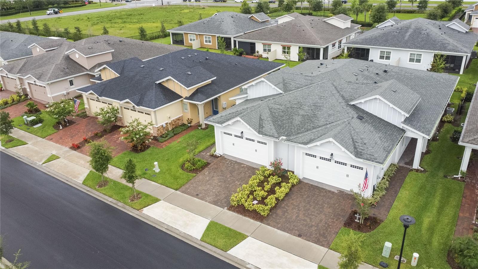 Image 36 of 41 For 2557 Yellow Brick Road