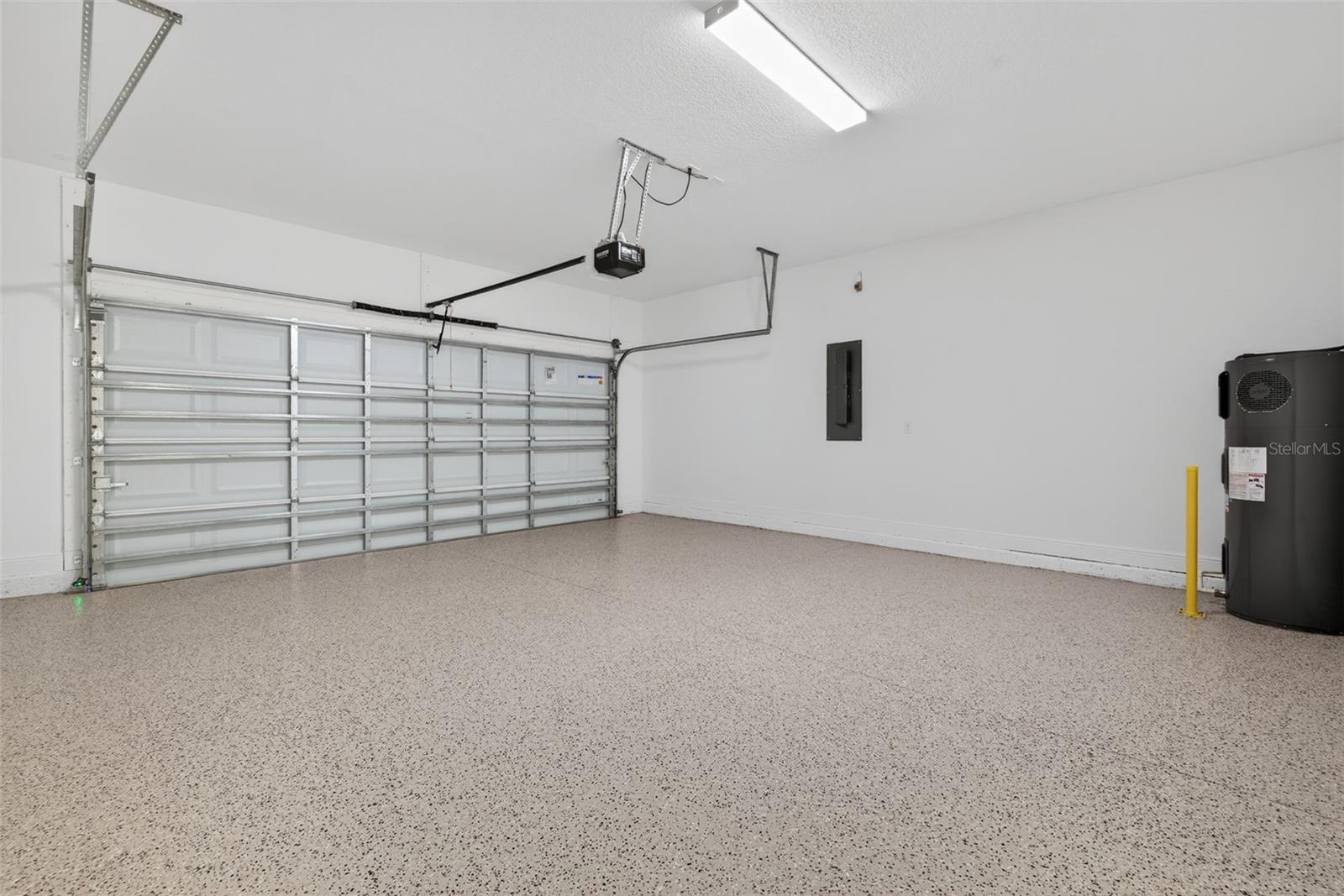 Image 27 of 39 For 983 Fiesta Key Circle