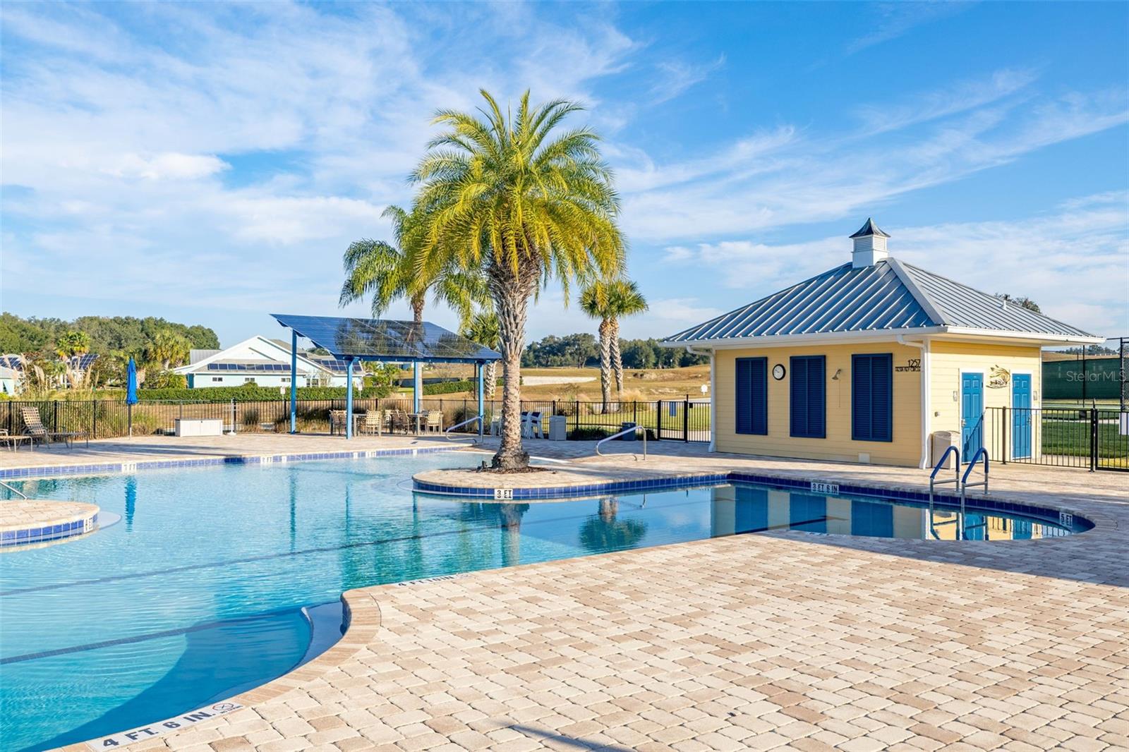 Image 31 of 39 For 983 Fiesta Key Circle