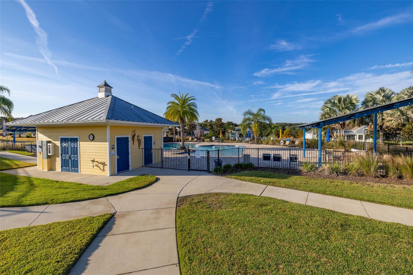 Image 34 of 39 For 983 Fiesta Key Circle