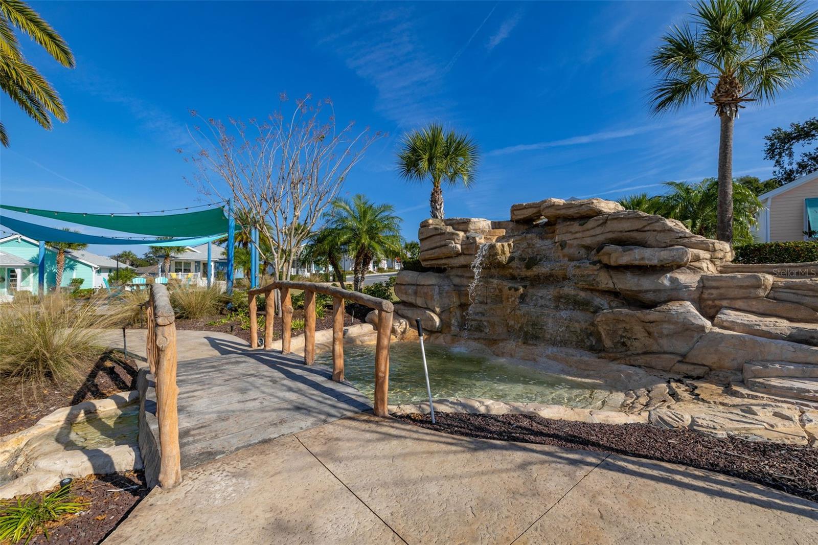 Image 37 of 39 For 983 Fiesta Key Circle