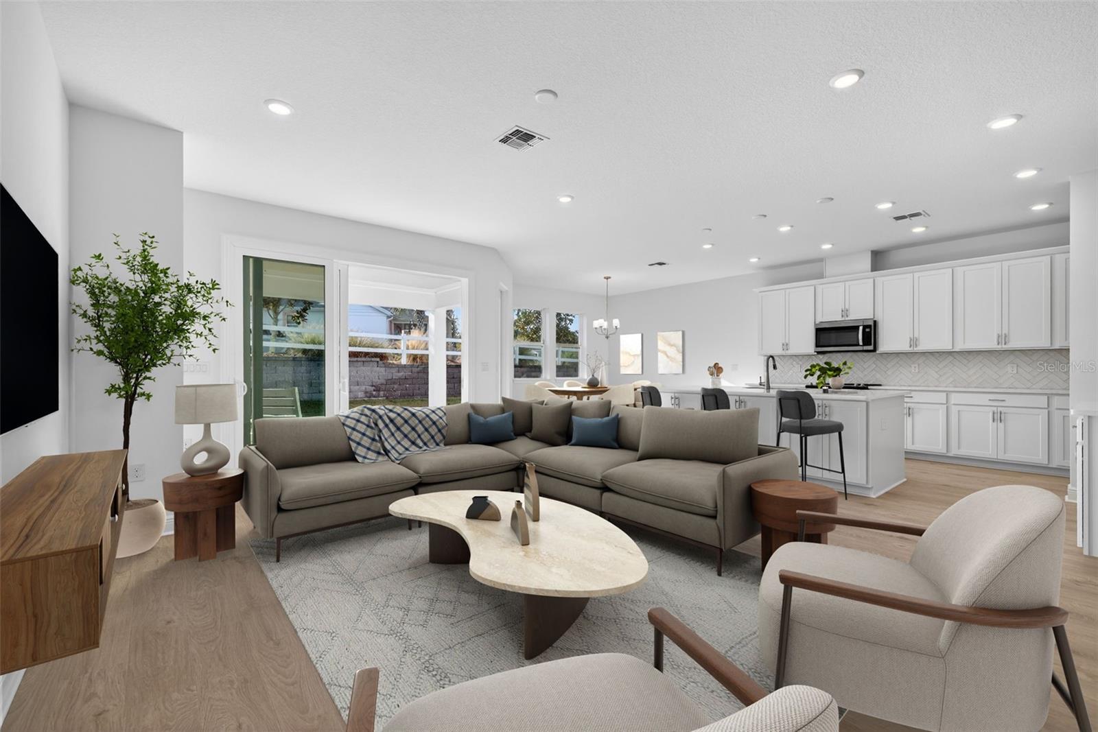 Image 5 of 39 For 983 Fiesta Key Circle