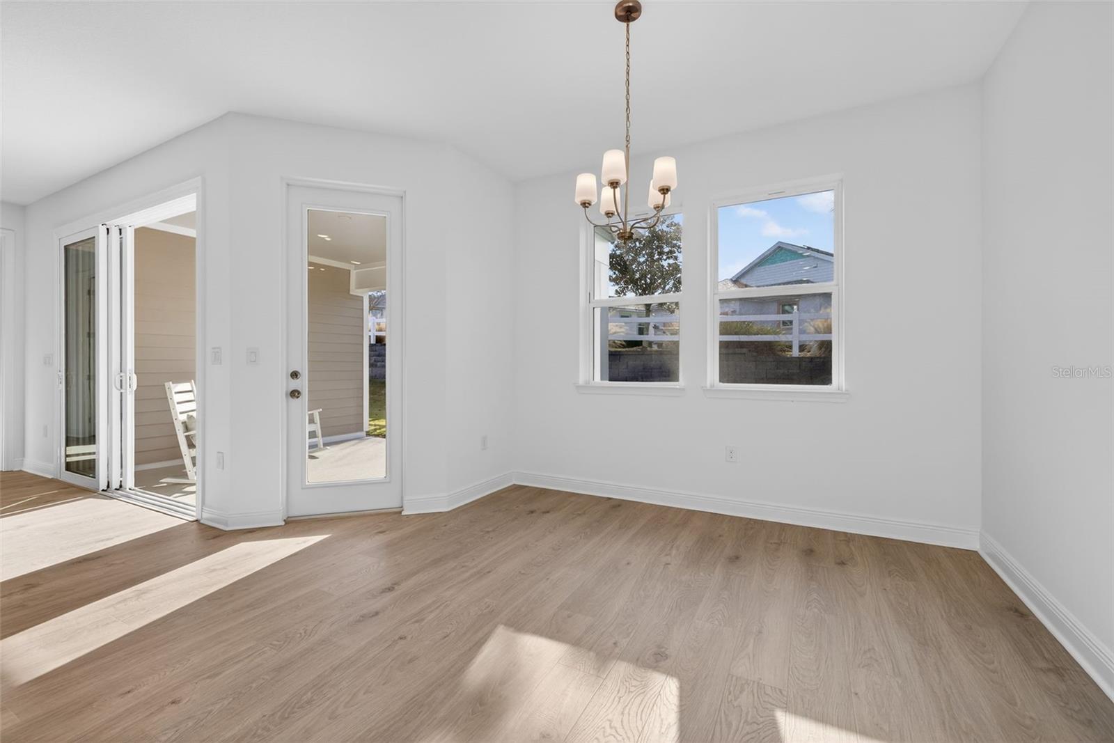 Image 9 of 39 For 983 Fiesta Key Circle