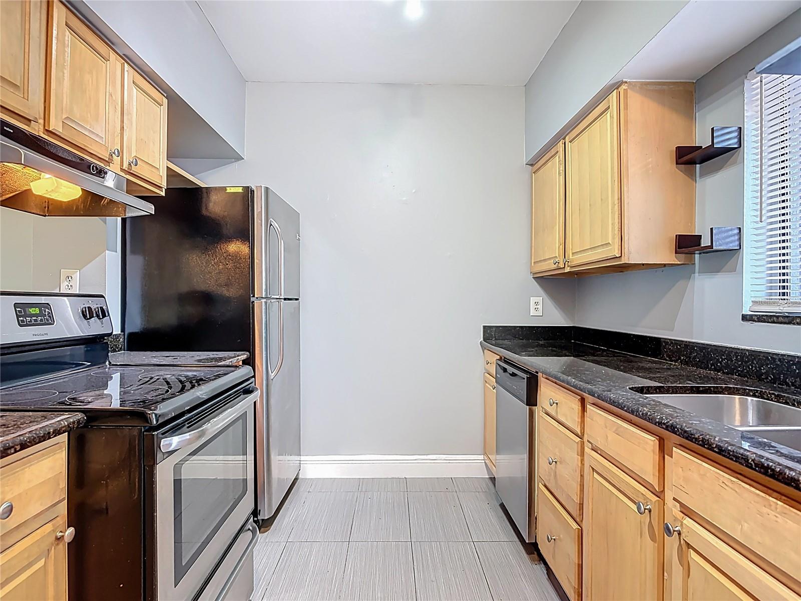 Image 11 of 47 For 4711 Capri Place 188