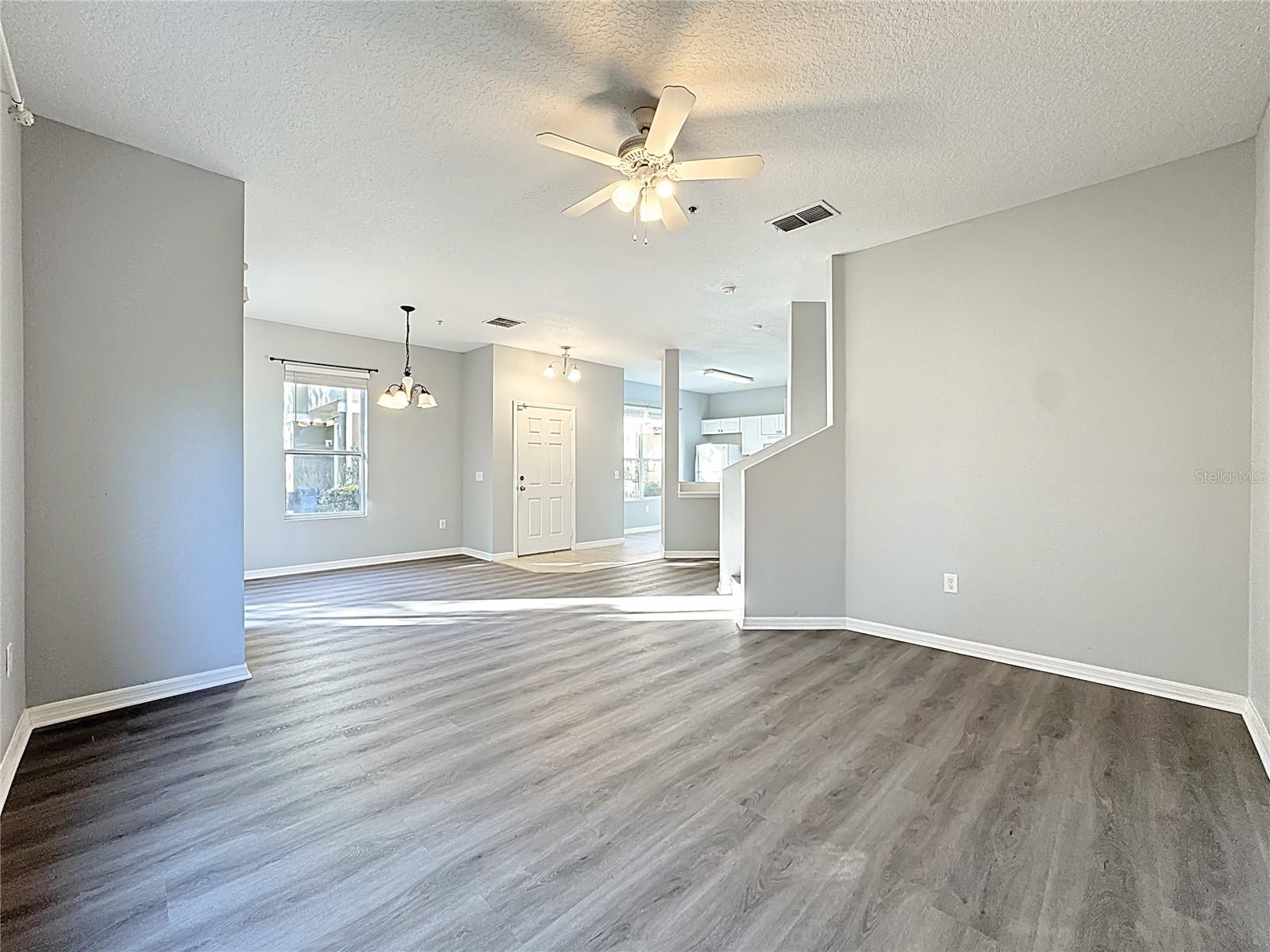 Image 22 of 62 For 1500 Broken Oak Drive 25b