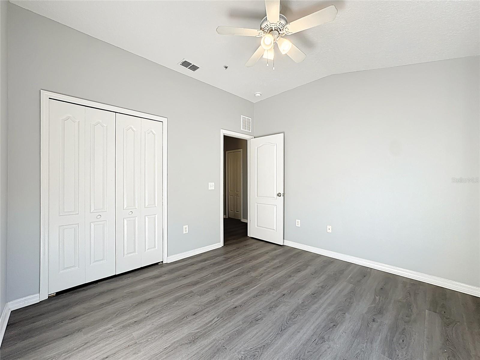 Image 38 of 62 For 1500 Broken Oak Drive 25b