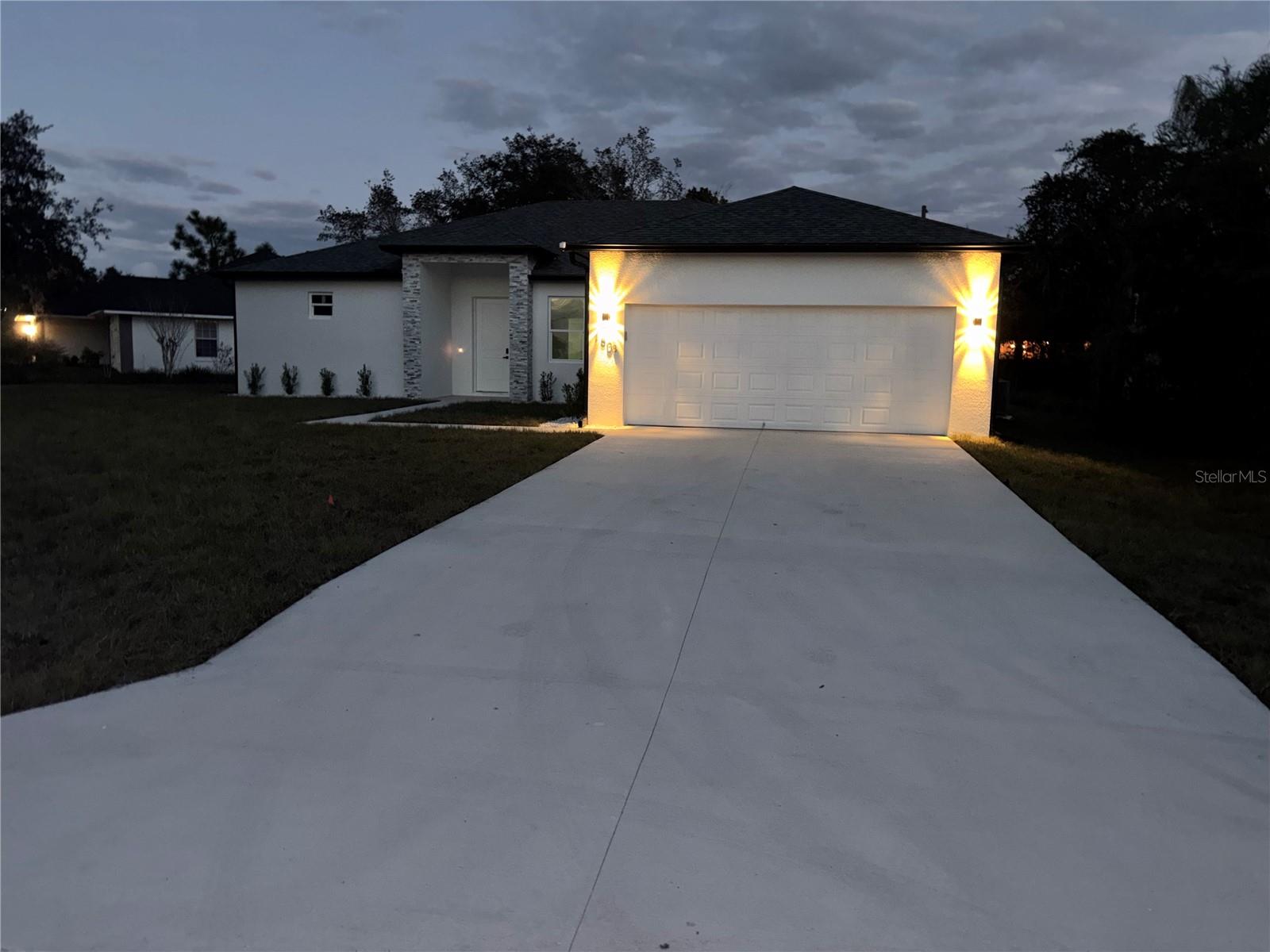 Listing Details for 1808 Corolla Court, DELTONA, FL 32738