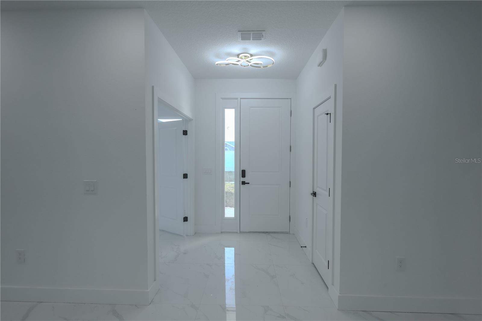 Image 3 of 29 For 1808 Corolla Court