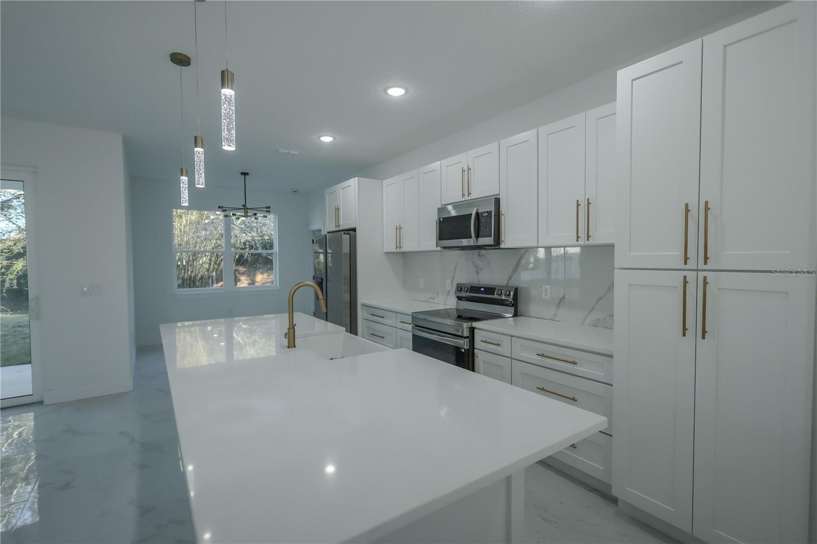 Image 7 of 29 For 1808 Corolla Court