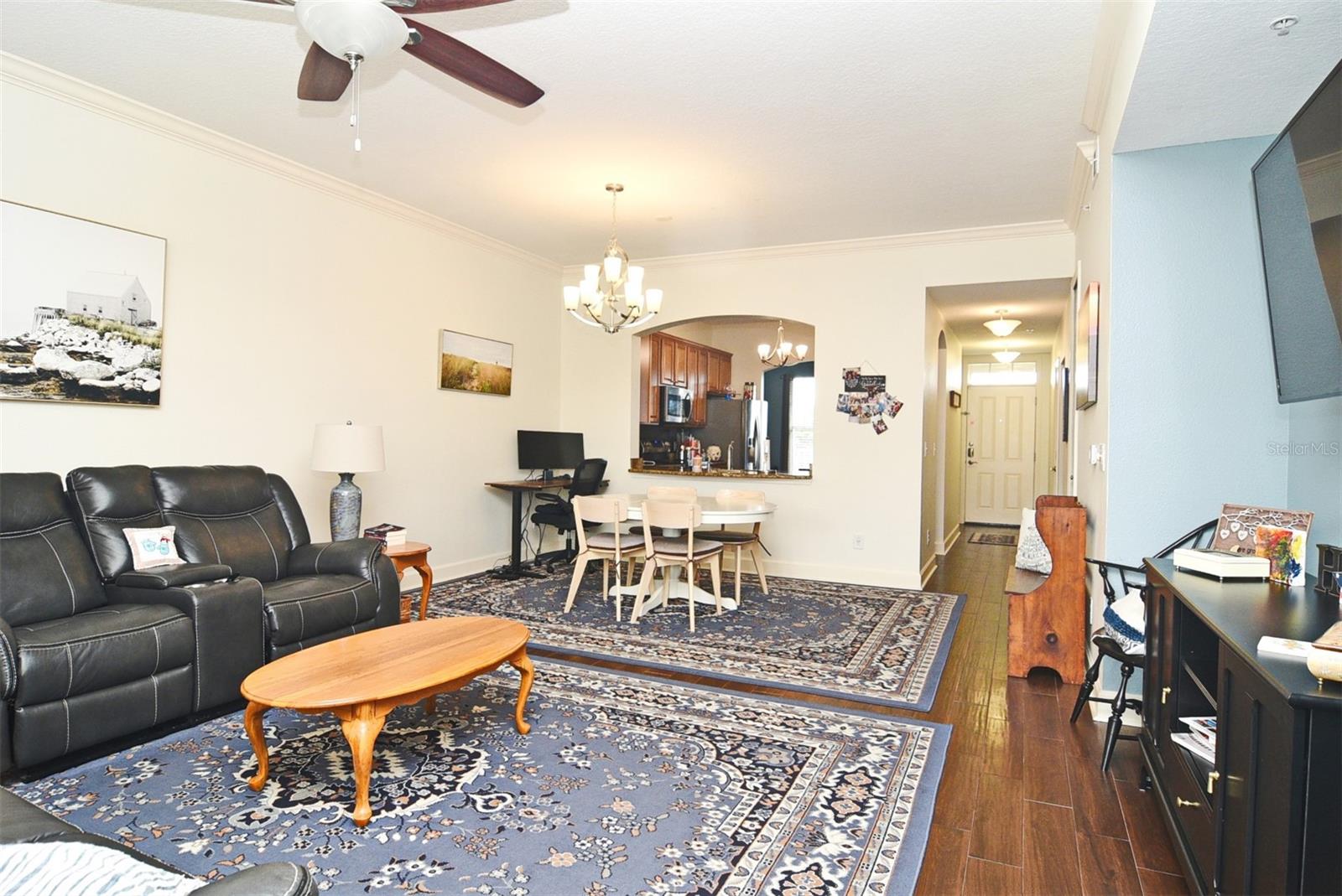 Image 7 of 51 For 1400 Celebration Avenue 406