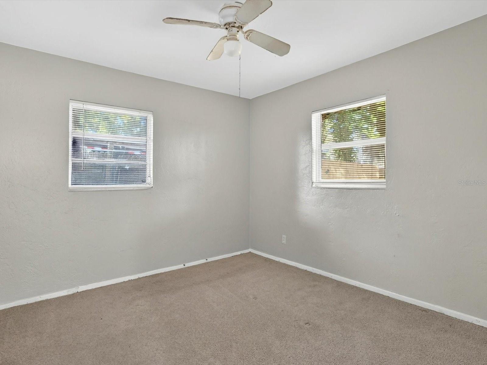 Image 23 of 37 For 1068 Peter Road