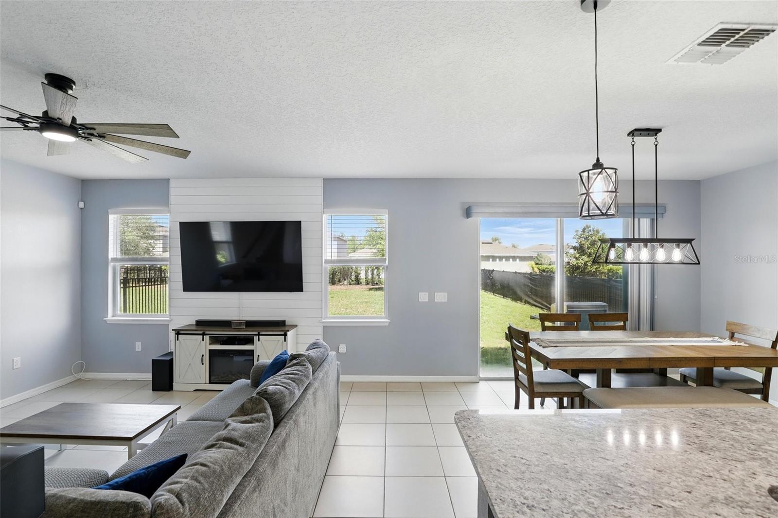 Image 10 of 39 For 1338 Riley Circle