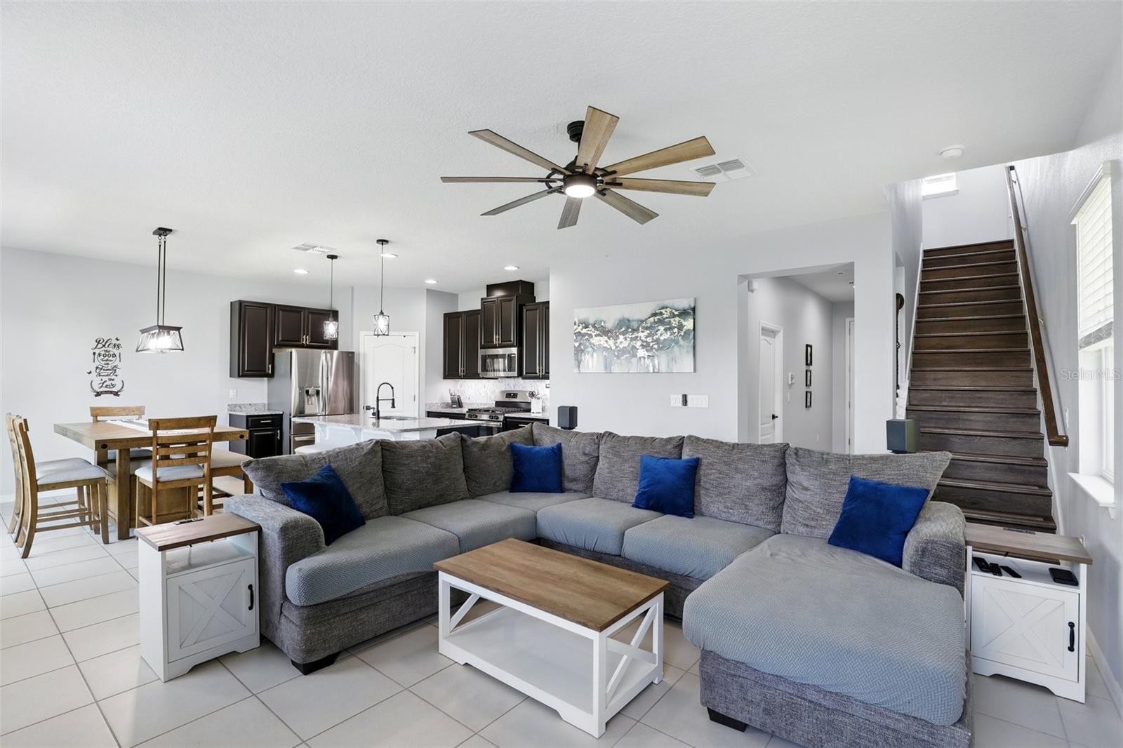 Image 4 of 39 For 1338 Riley Circle