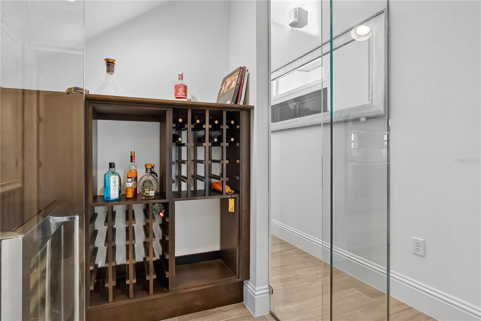 Image 13 of 92 For 9008 Morgana Court