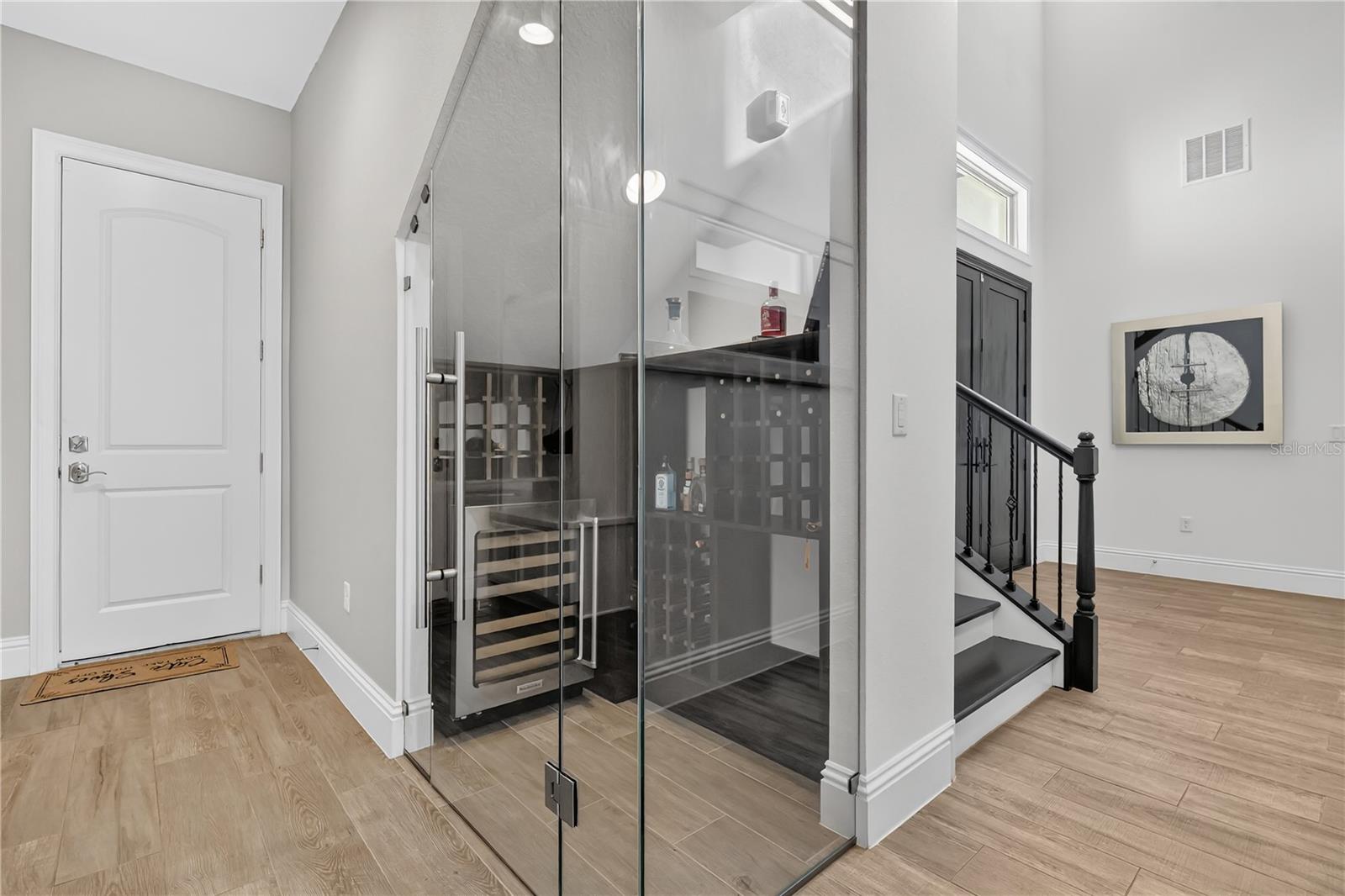 Image 14 of 92 For 9008 Morgana Court