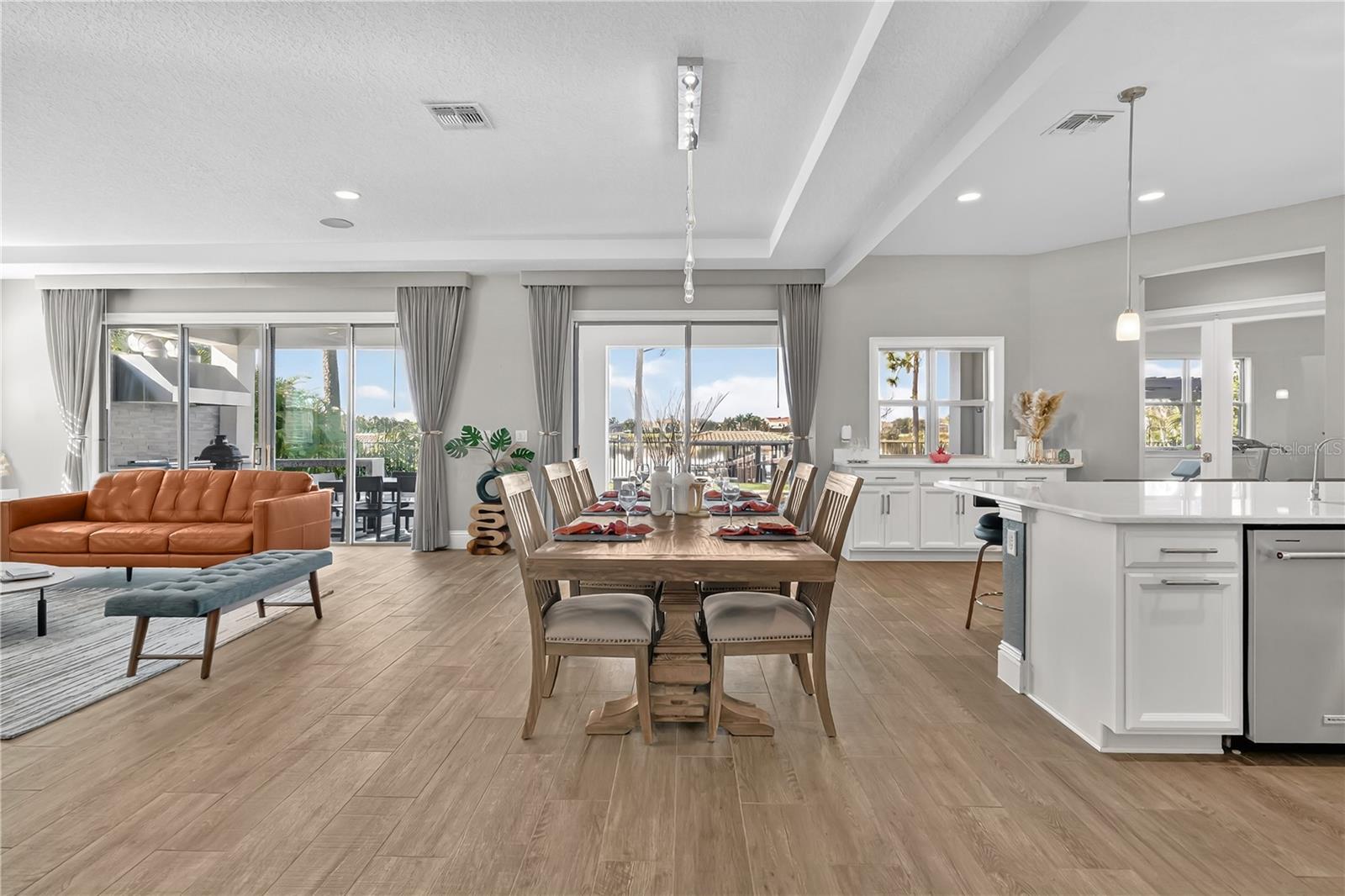 Image 4 of 92 For 9008 Morgana Court