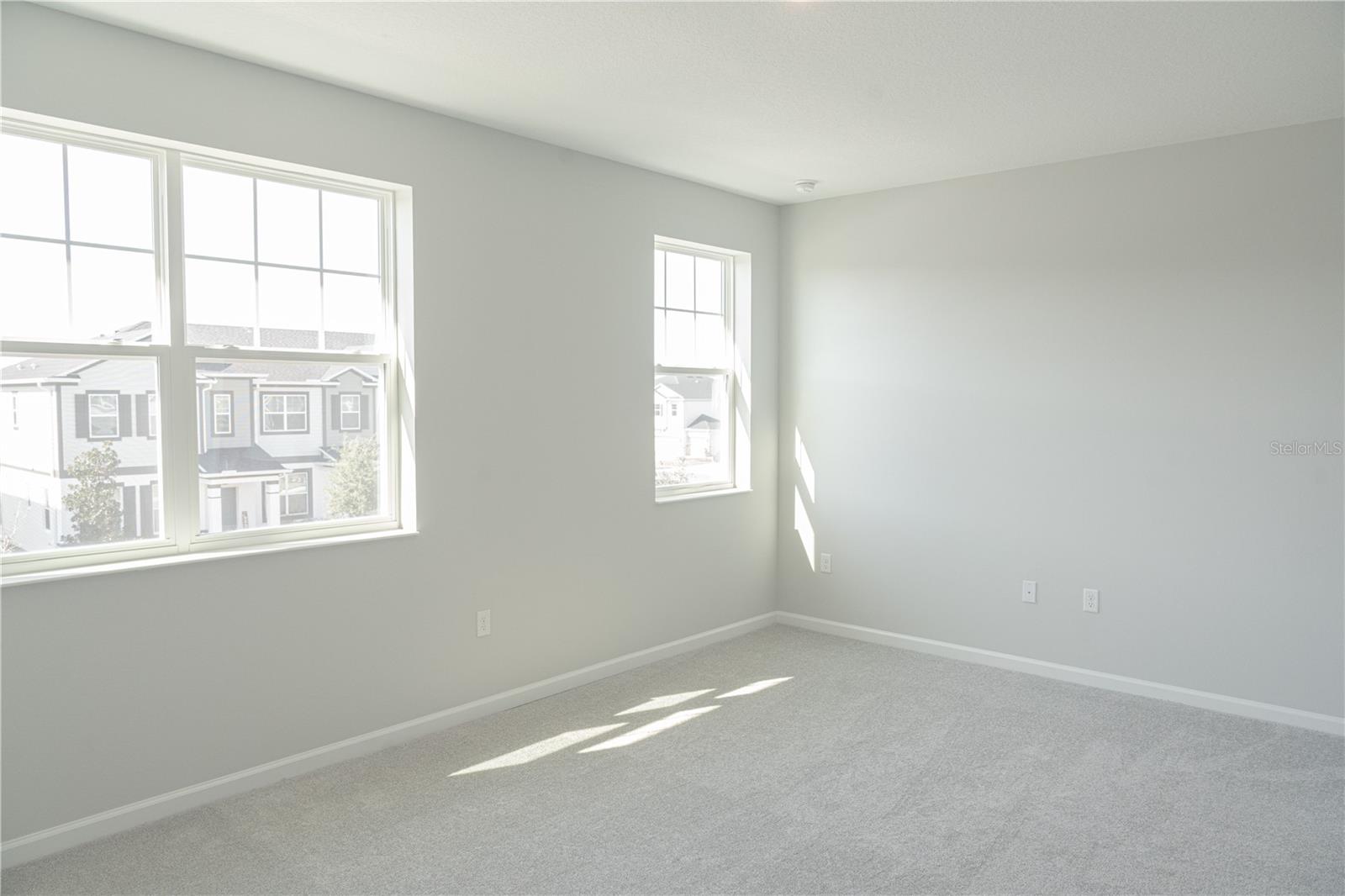 Image 14 of 26 For 583 Pothos Street