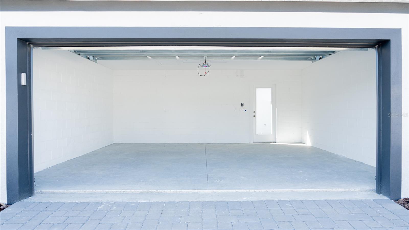 Image 21 of 26 For 583 Pothos Street