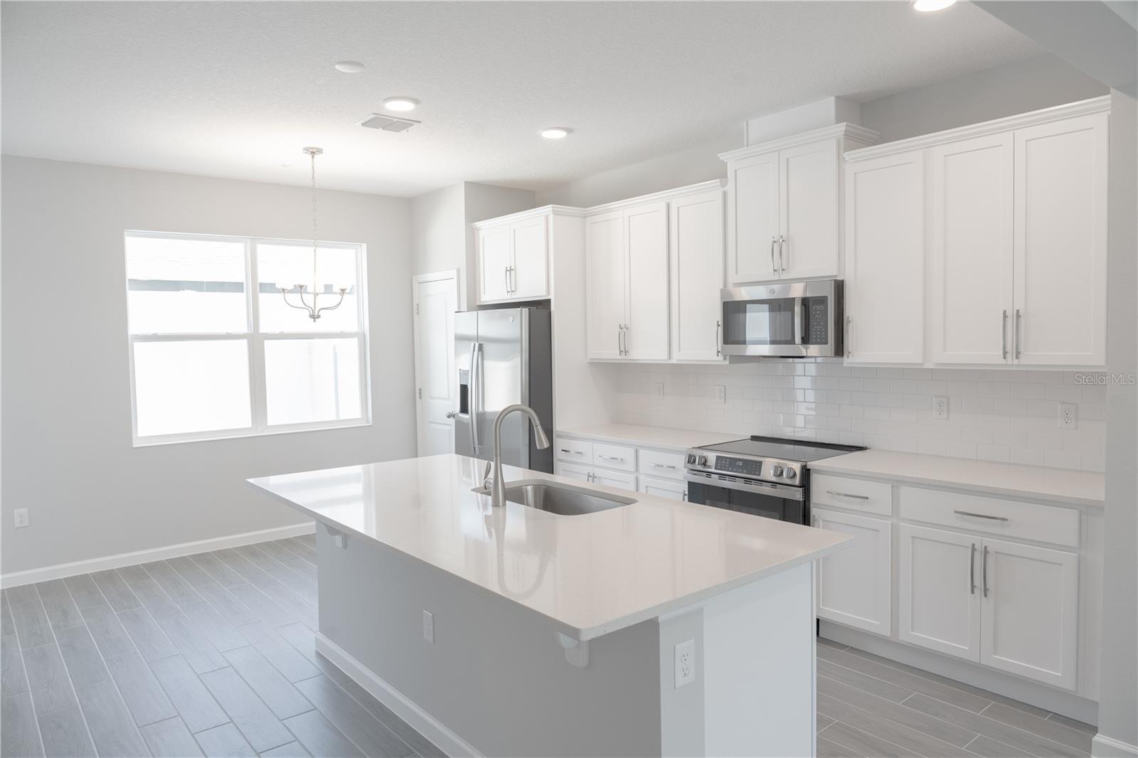 Image 5 of 26 For 583 Pothos Street