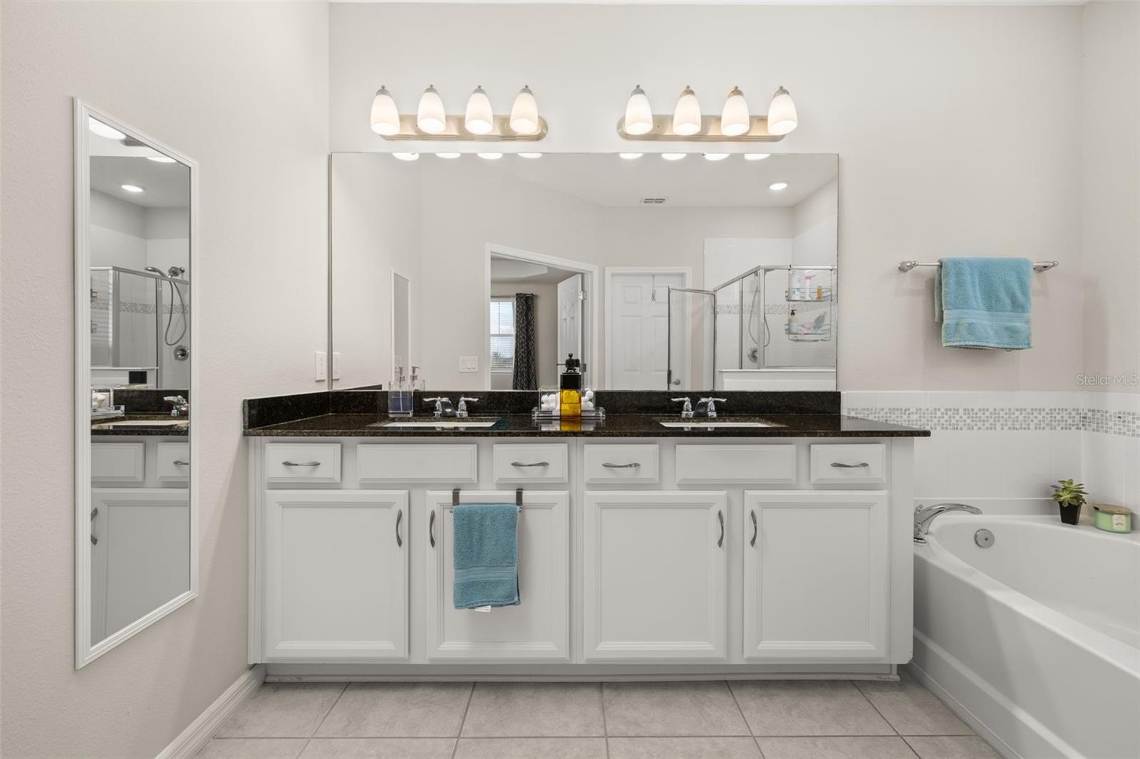 Image 30 of 52 For 9870 Summerlake Groves Street