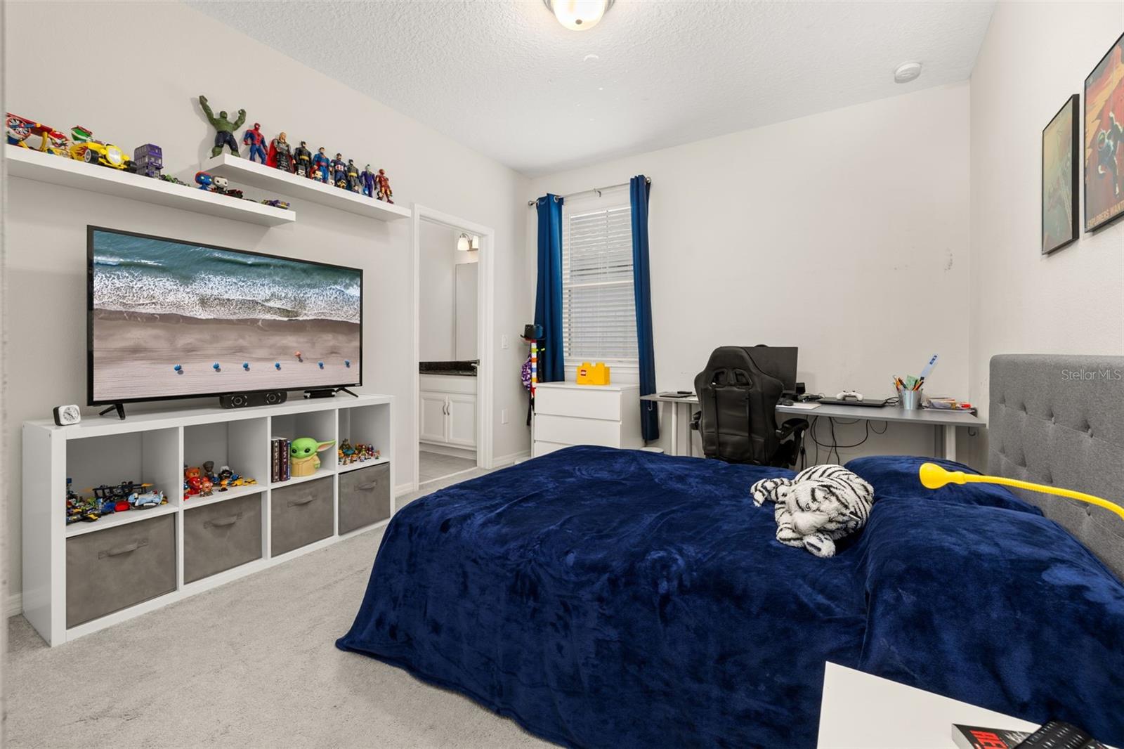 Image 35 of 52 For 9870 Summerlake Groves Street