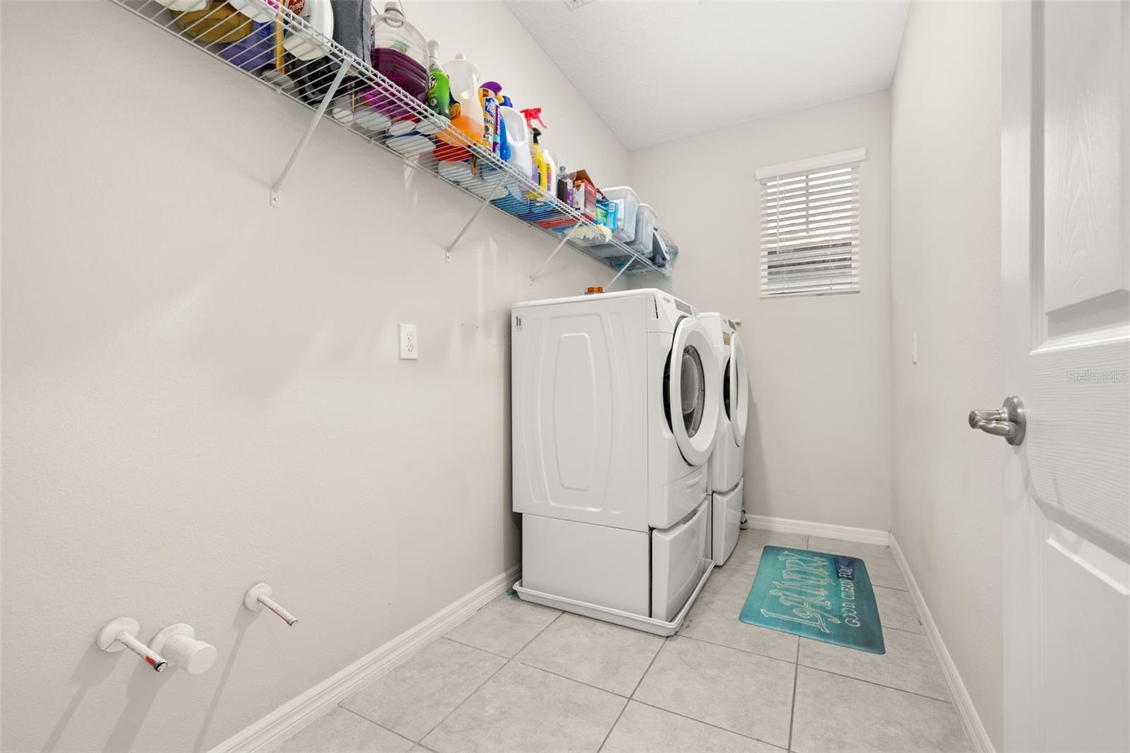 Image 39 of 52 For 9870 Summerlake Groves Street