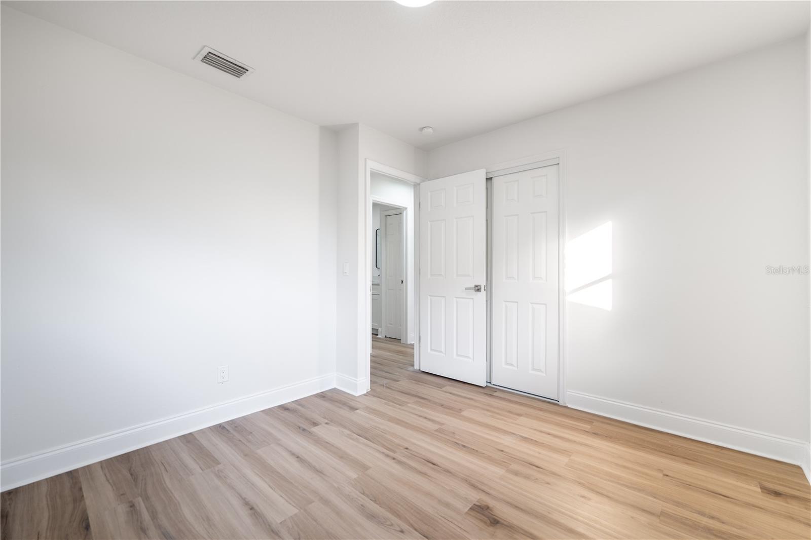 Image 19 of 26 For 245 Amador Circle