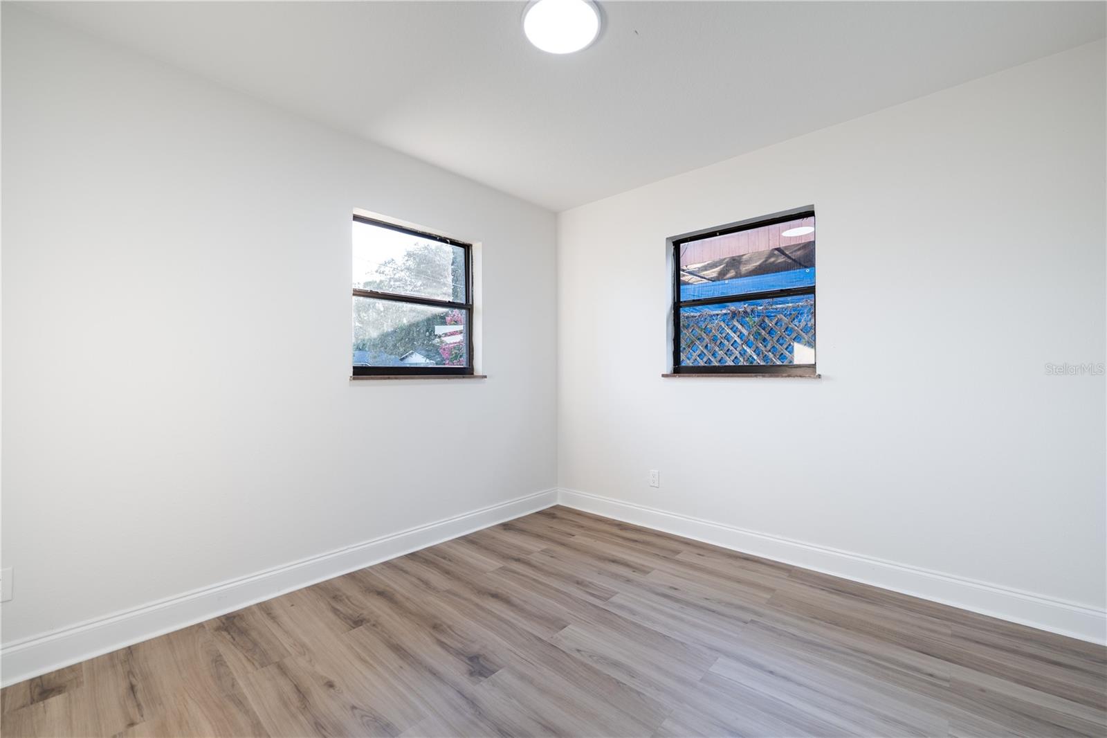 Image 20 of 26 For 245 Amador Circle