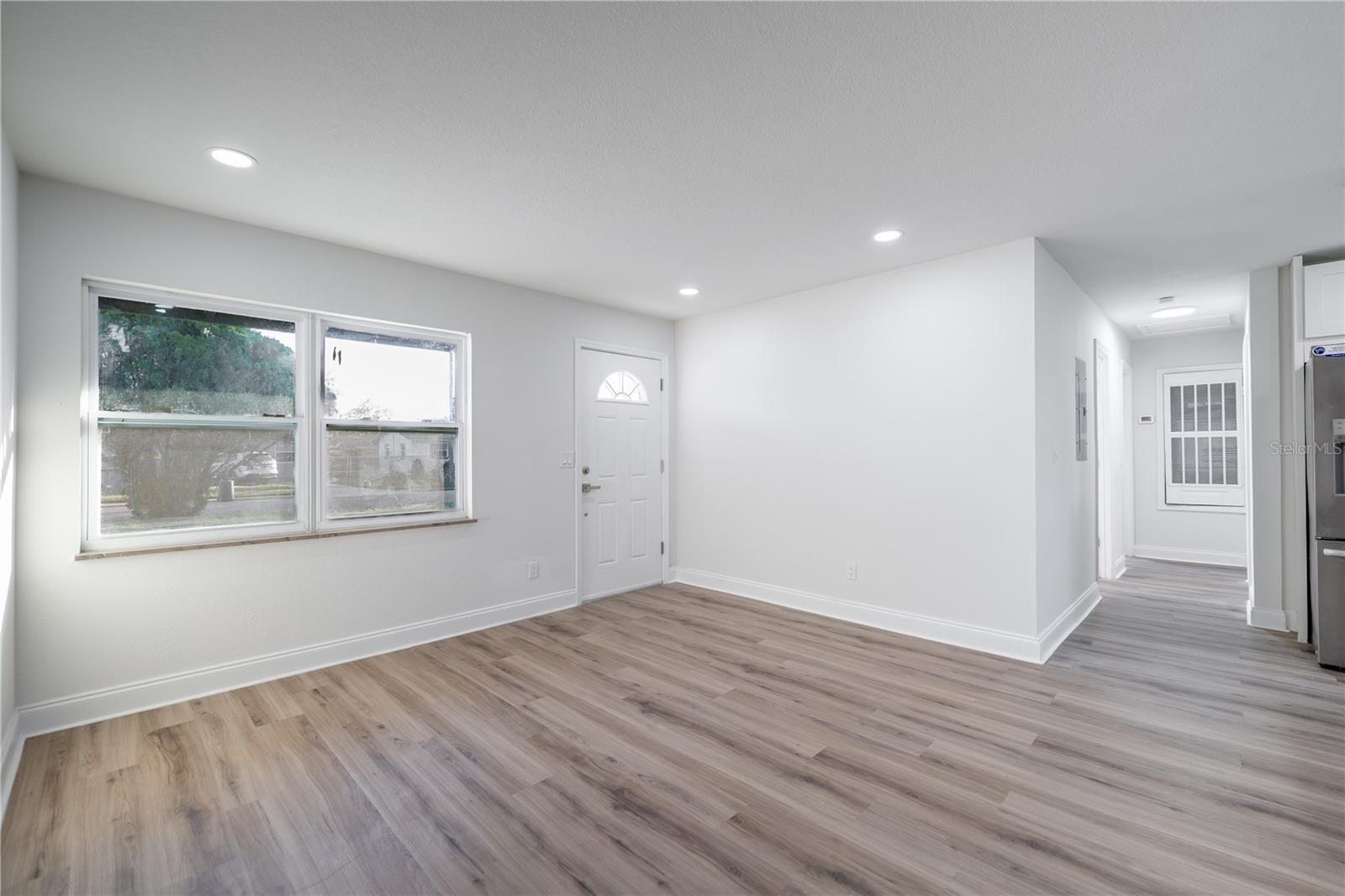 Image 8 of 26 For 245 Amador Circle