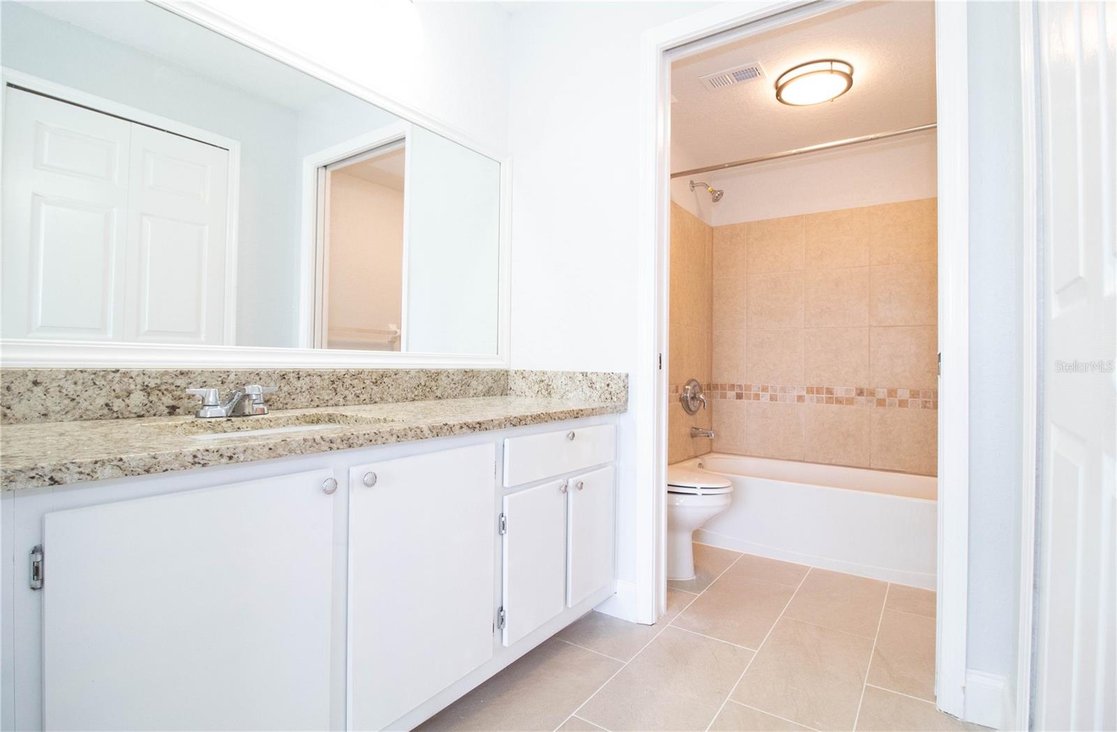 Image 20 of 32 For 14036 Fairway Island Drive 1535