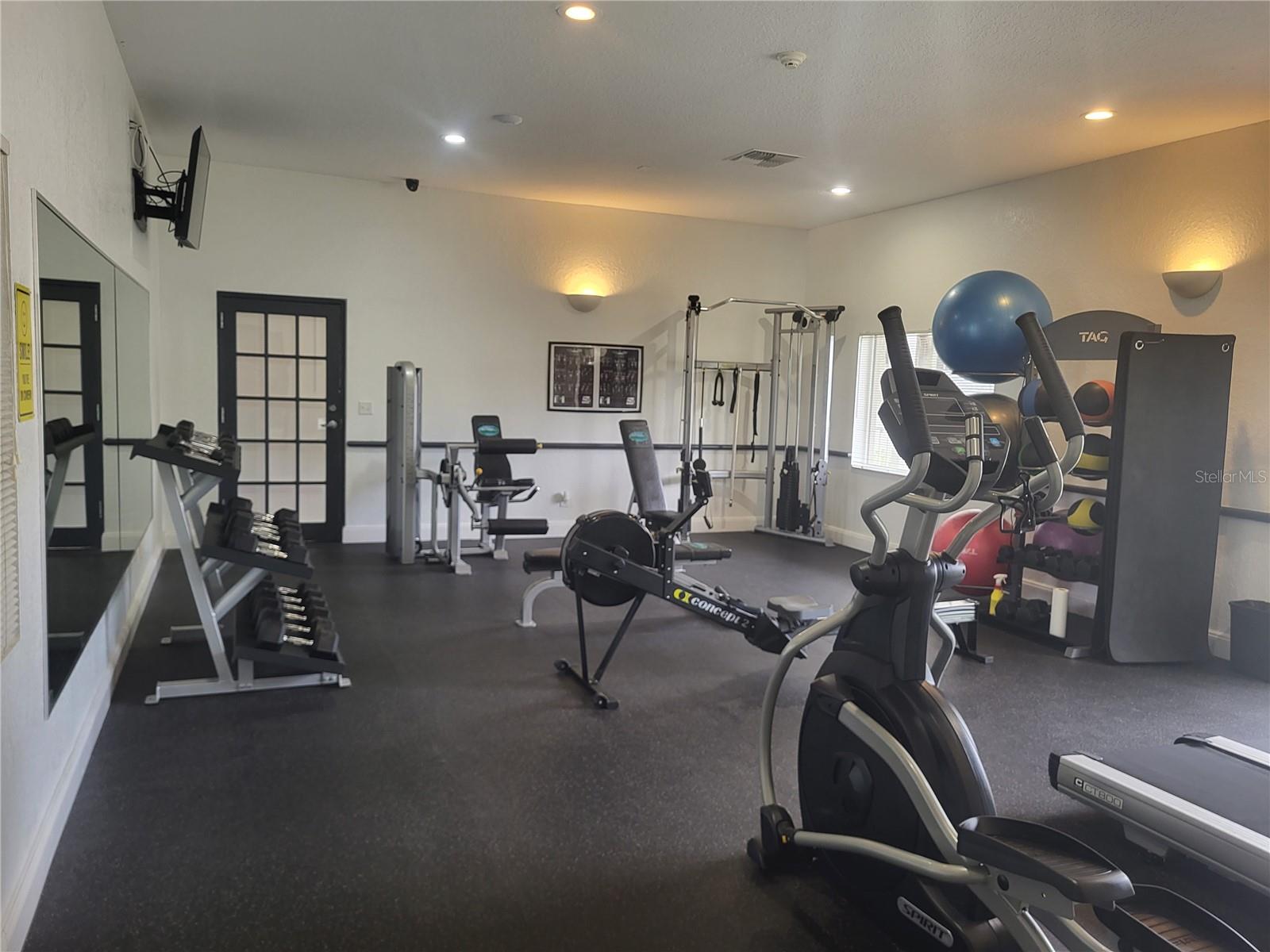 Image 11 of 13 For 6005 Hemingway Circle 6005