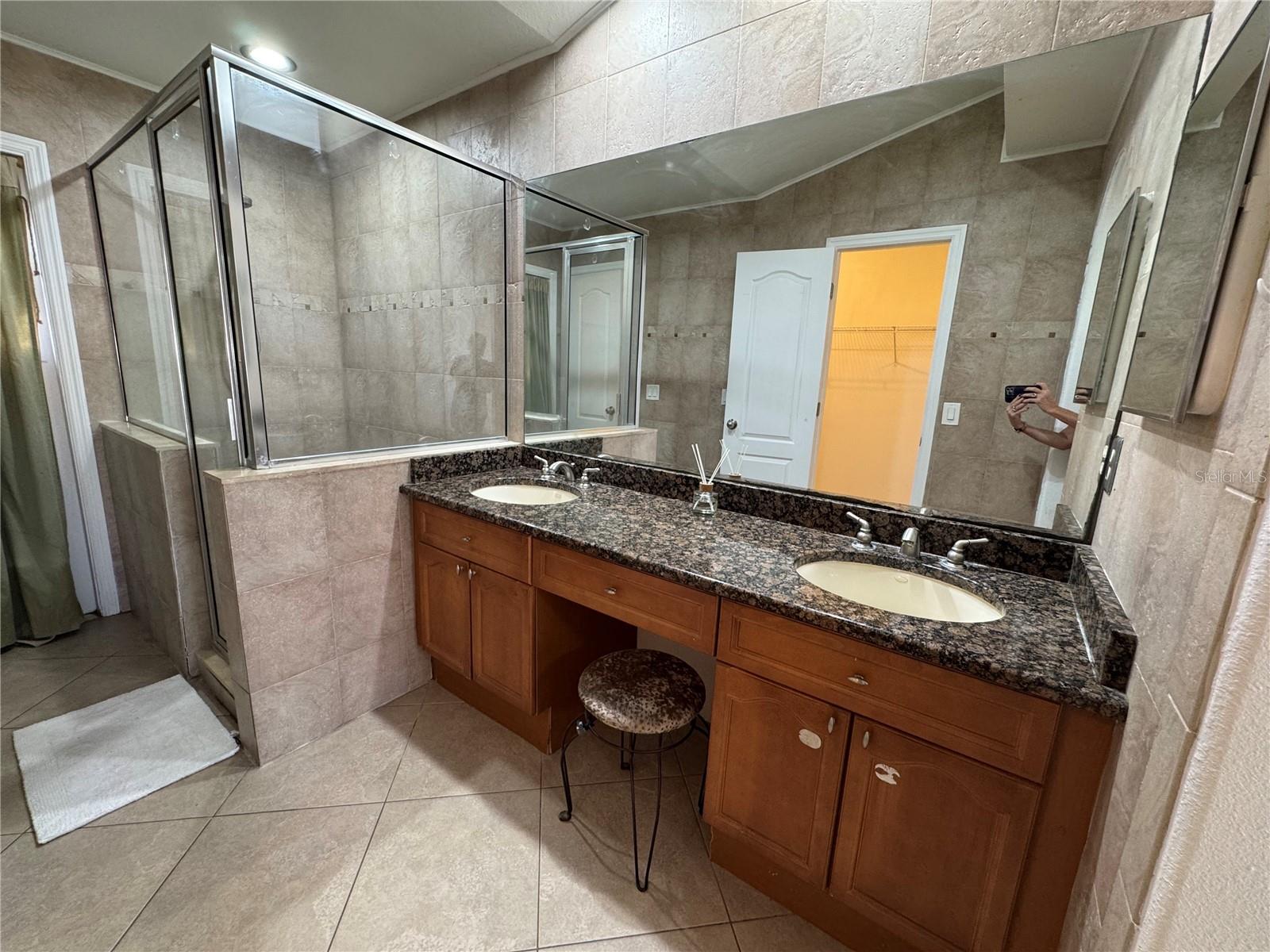 Image 13 of 30 For 14940 Day Lily Court