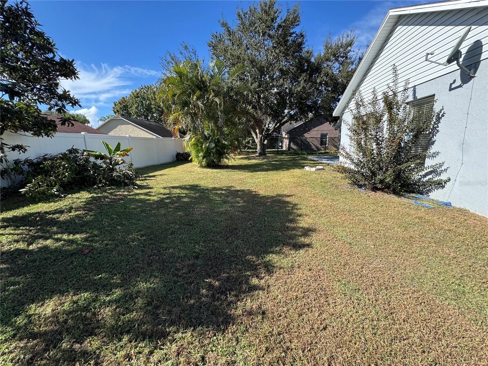 Image 28 of 30 For 14940 Day Lily Court